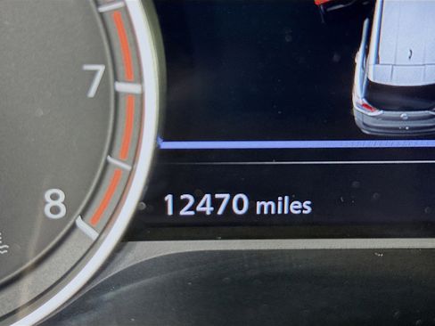 Used 2023 Nissan Rogue SV image 18