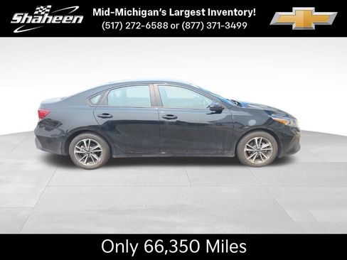 Used 2023 Kia Forte LXS FWD image 2