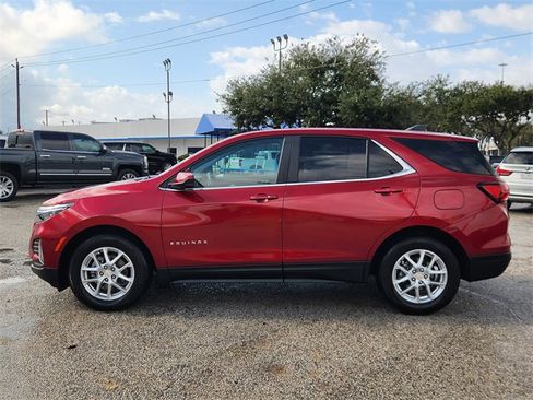 Used 2023 Chevrolet Equinox LT image 4