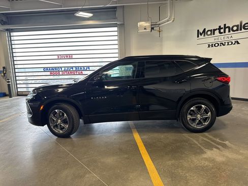 Used 2025 Chevrolet Blazer LT w/ Convenience Package AWD/4WD image 8