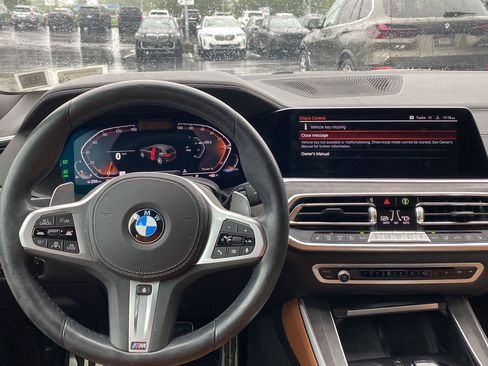 Used 2023 BMW X5 xDrive40i w/ M Sport Package AWD/4WD image 7