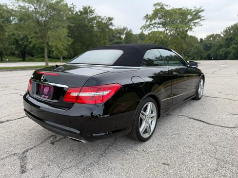 Used 2011 Mercedes-Benz E 550 Cabriolet image 5