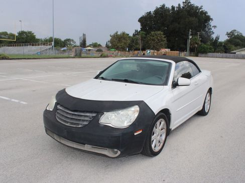 Used 2008 Chrysler Sebring Touring w/ Special Touring Group FWD image 30