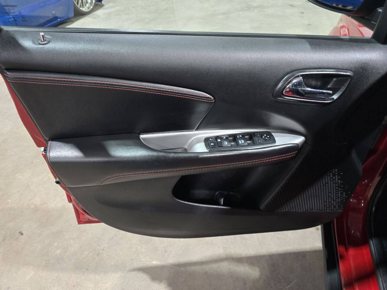 Used 2018 Dodge Journey GT FWD image 25