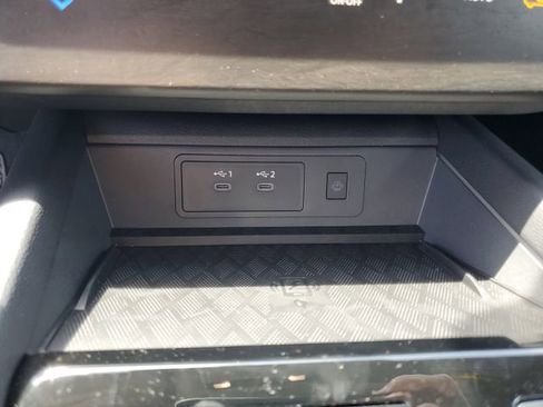 New 2025 Nissan Murano SV image 18