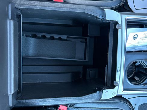 Used 2019 Ford F250 Lariat w/ Lariat Ultimate Package image 12