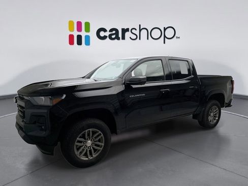 Used 2024 Chevrolet Colorado LT w/ LT Convenience Package II AWD/4WD image 1