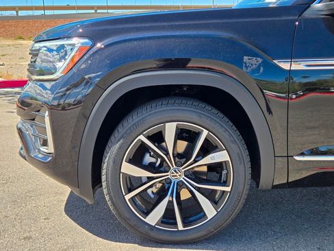 New 2026 Volkswagen Atlas Cross Sport SEL Premium R-Line AWD/4WD image 5