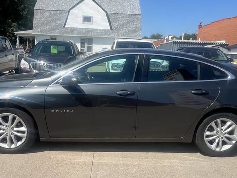 Used 2017 Chevrolet Malibu LT image 12