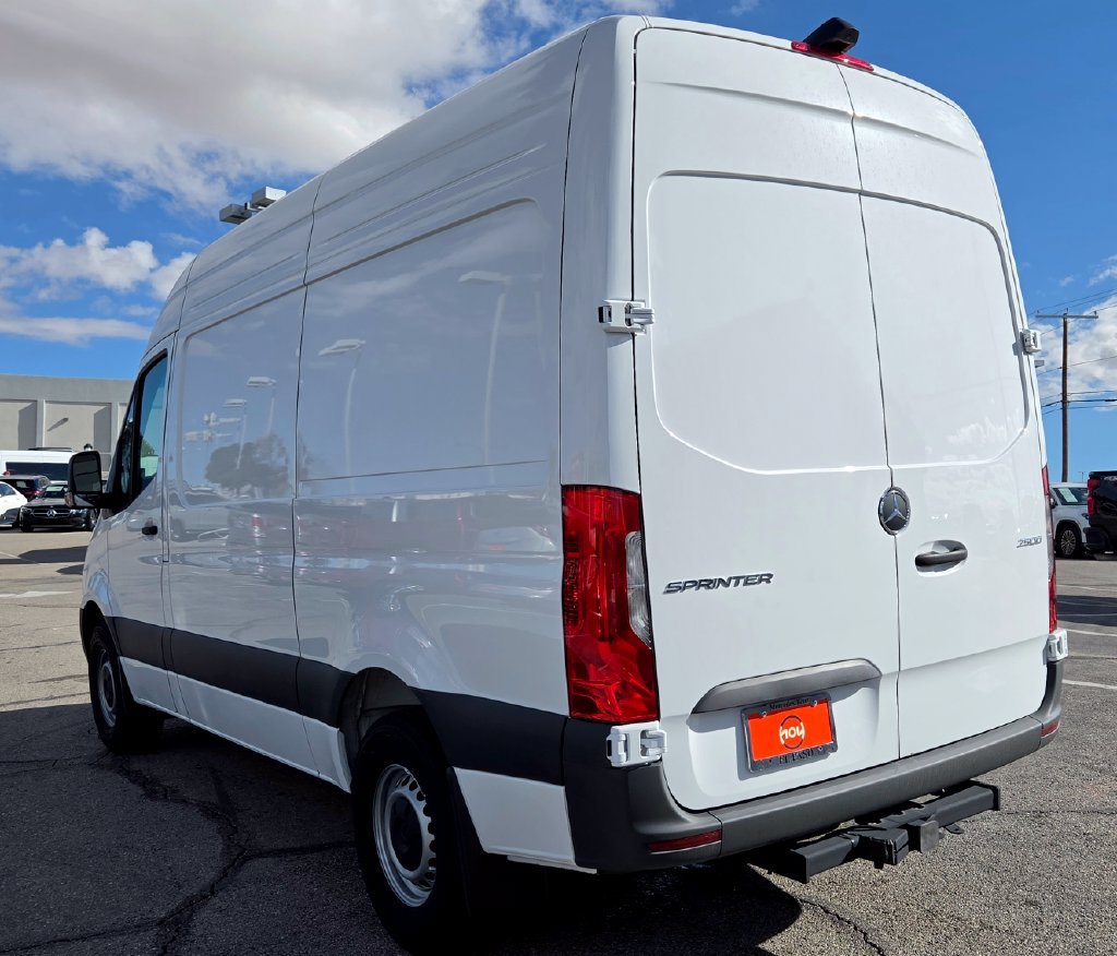 Used 2026 Mercedes-Benz Sprinter 2500 image 7