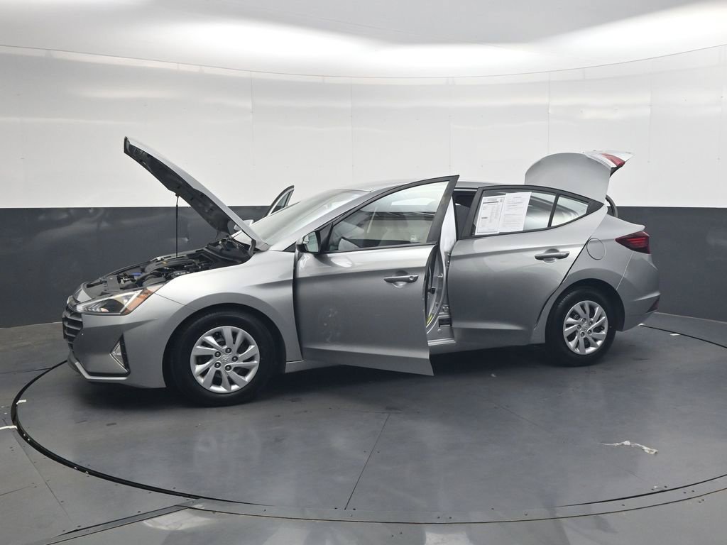 Used 2020 Hyundai Elantra SE FWD image 42