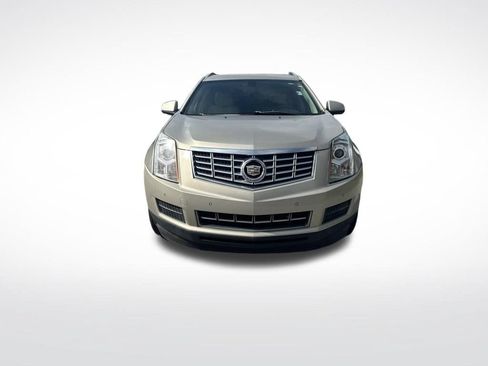 Used 2016 Cadillac SRX Luxury FWD image 3