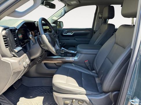 Certified 2026 Chevrolet Silverado 1500 LT Trail Boss w/ LT Trail Boss Premium Package AWD/4WD image 11