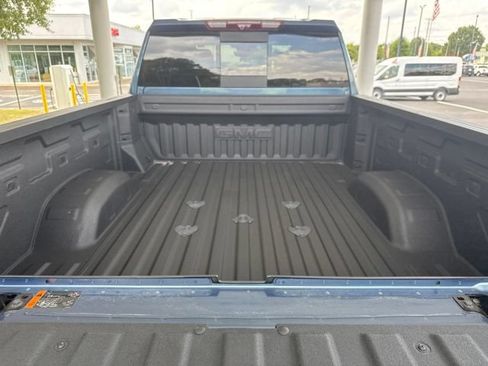 Used 2025 GMC Sierra 2500 Denali w/ Max Trailering Package AWD/4WD image 6