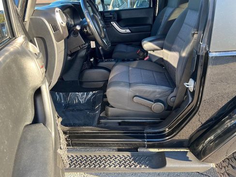 Used 2011 Jeep Wrangler Sahara AWD/4WD image 19