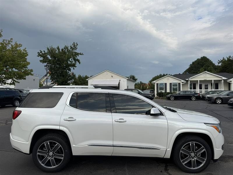 Used 2019 GMC Acadia Denali AWD/4WD image 8