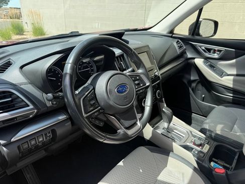 Used 2023 Subaru Forester Premium AWD/4WD image 24