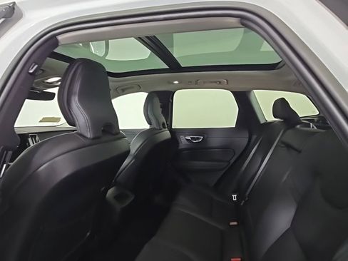 Certified 2023 Volvo XC60 B5 Plus w/ Protection Package Premier image 14