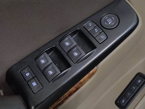 Used 2019 Chevrolet Tahoe Premier image 27