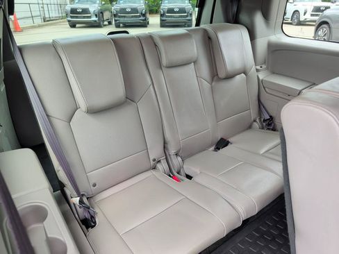 Used 2013 Honda Pilot Touring image 14