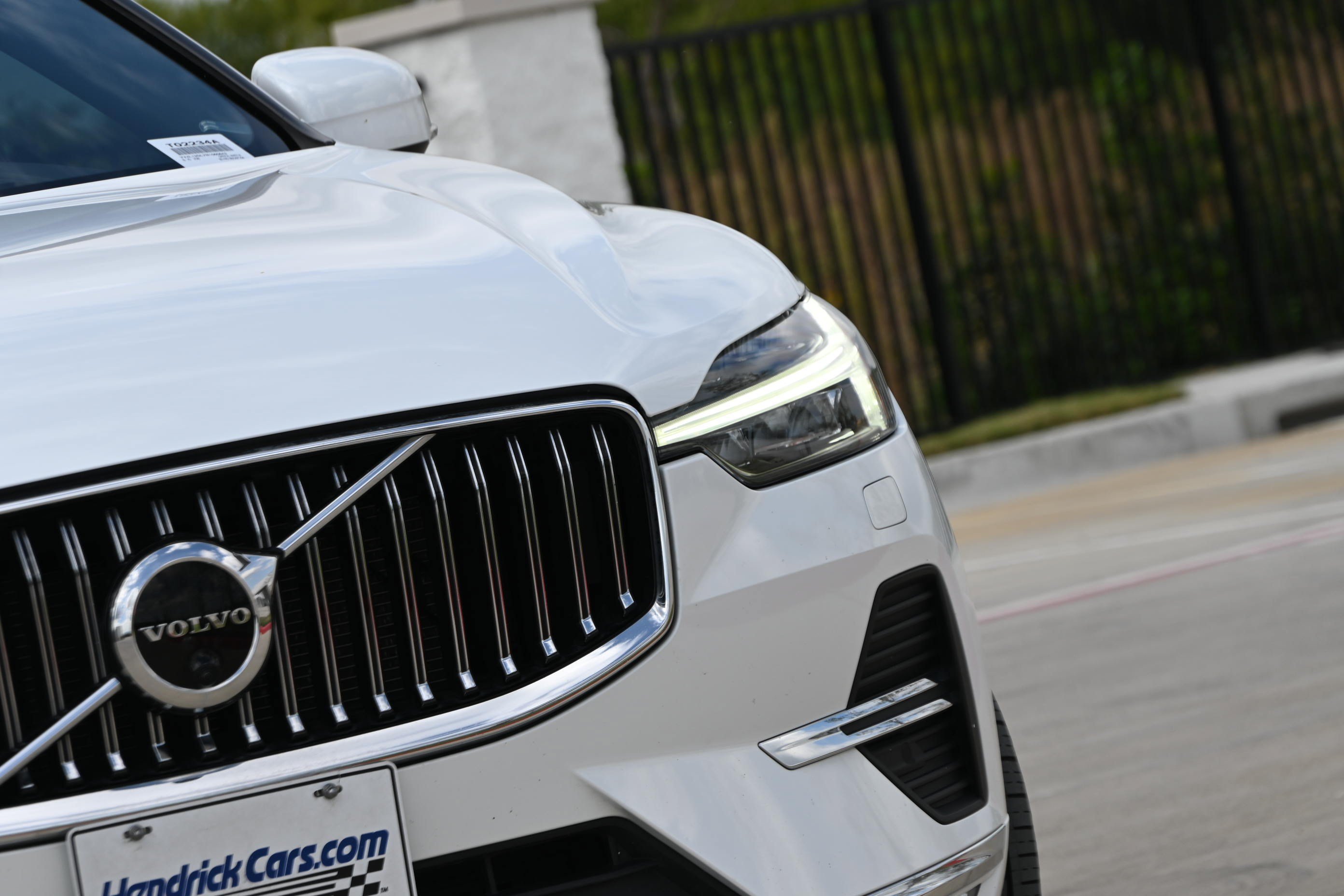 Used 2022 Volvo XC60 B5 Inscription w/ Advanced Package FWD image 10