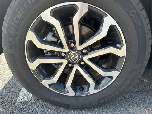 Certified 2023 Toyota Corolla Cross AWD Hybrid image 6