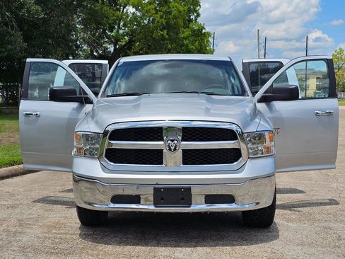 Used 2017 RAM 1500 Classic SLT image 10