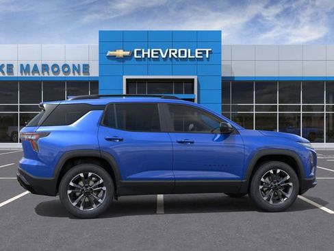 New 2026 Chevrolet Equinox RS w/ Convenience Package III FWD image 5