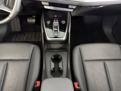 Used 2023 Audi Q4 e-tron Premium Plus w/ Premium Plus image 17