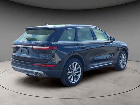 Used 2022 Lincoln Corsair Standard w/ Premium Package image 9