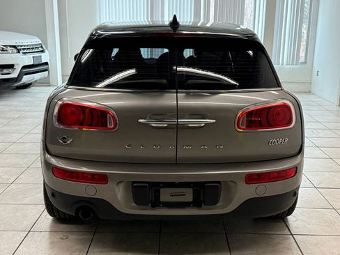 Used 2017 MINI Cooper Clubman image 8
