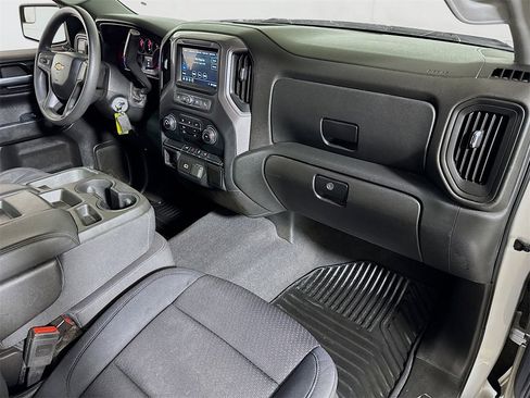 Used 2019 Chevrolet Silverado 1500 Custom w/ Custom Value Package image 25