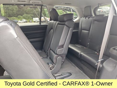 Certified 2024 Toyota Grand Highlander AWD image 31