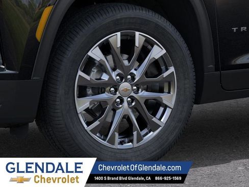 New 2026 Chevrolet Traverse LT w/ Sun and Wheel Package image 9