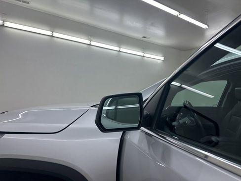 Used 2018 GMC Acadia SLT image 15