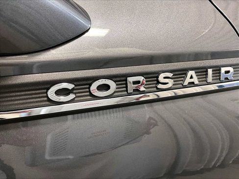Used 2021 Lincoln Corsair AWD w/ Premium Package image 30