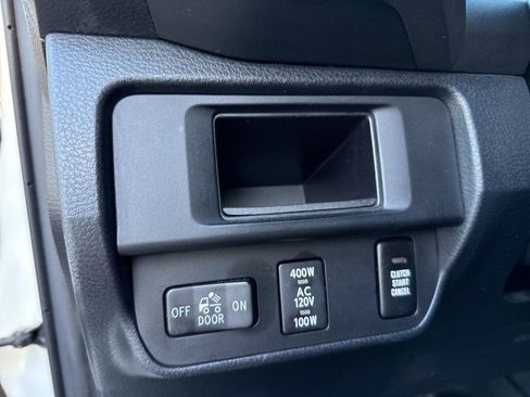 Used 2016 Toyota Tacoma SR5 image 23