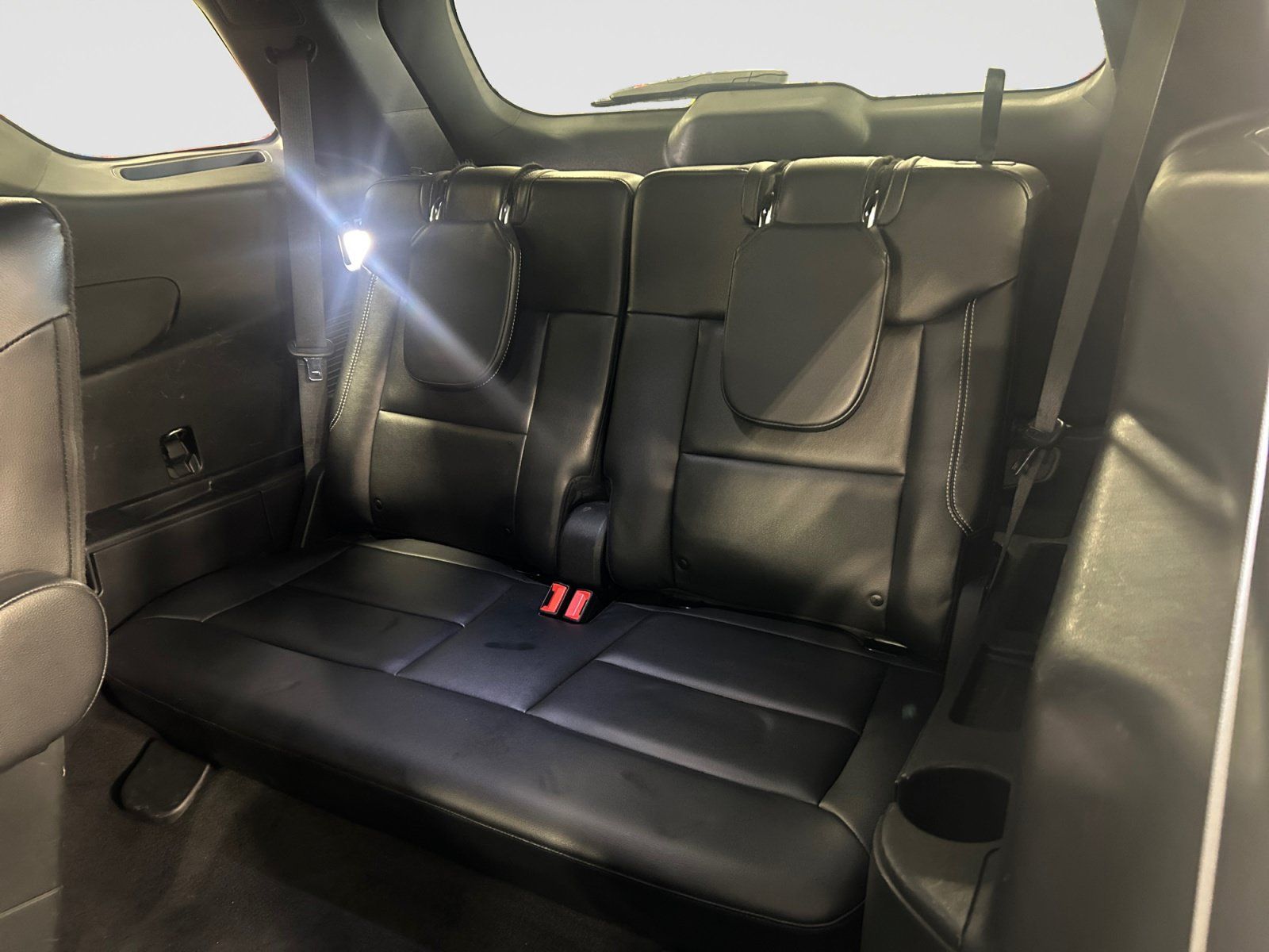 Used 2022 Ford Explorer ST w/ Equipment Group 401A AWD/4WD image 18