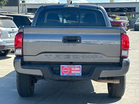 Used 2021 Toyota Tacoma SR w/ SR Convenience Package RWD image 8