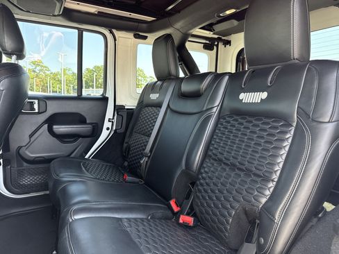 Used 2023 Jeep Wrangler Unlimited Sport w/ Sun And Sound Package AWD/4WD image 30