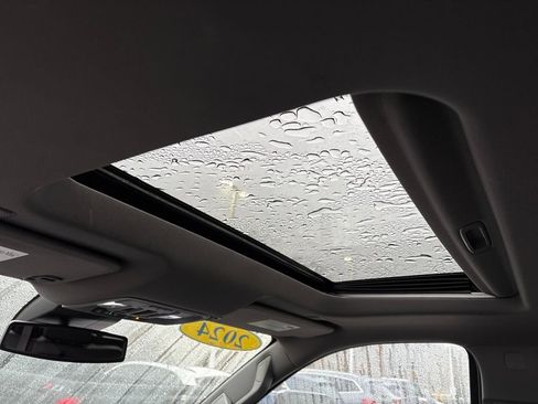 Certified 2024 GMC Sierra 2500 SLT w/ SLT Premium Package image 10