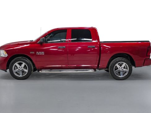 Used 2013 RAM 1500 Express RWD image 9