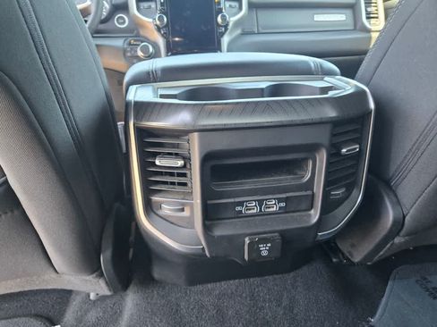 Used 2025 RAM 1500 Big Horn AWD/4WD image 13