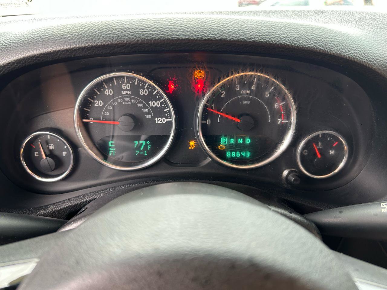 Used 2012 Jeep Wrangler Unlimited Sahara AWD/4WD image 22