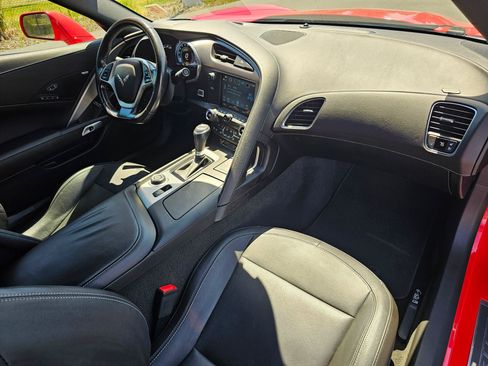 Used 2017 Chevrolet Corvette Stingray Coupe w/ 2LT Preferred Equipment Group RWD image 11
