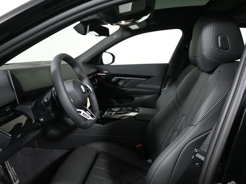 New 2026 BMW 530i xDrive w/ M Sport Package image 3