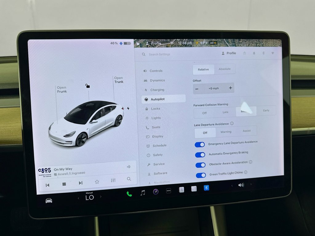 Used 2020 Tesla Model 3 Standard Range RWD image 16