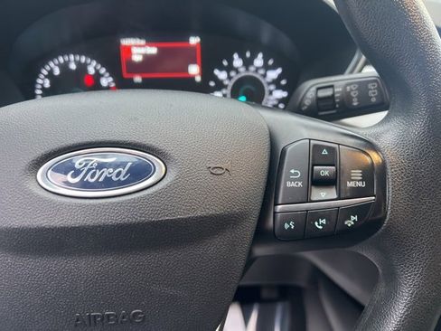 Used 2022 Ford Escape SE image 23