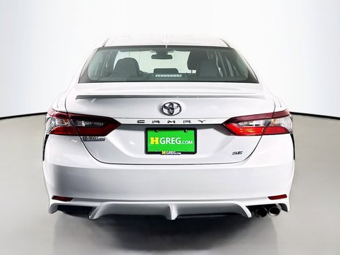 Used 2024 Toyota Camry SE FWD image 8