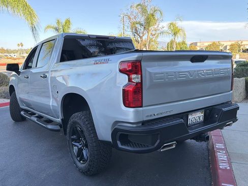 Used 2021 Chevrolet Silverado 1500 LT Trail Boss w/ Bed Protection Package AWD/4WD image 17